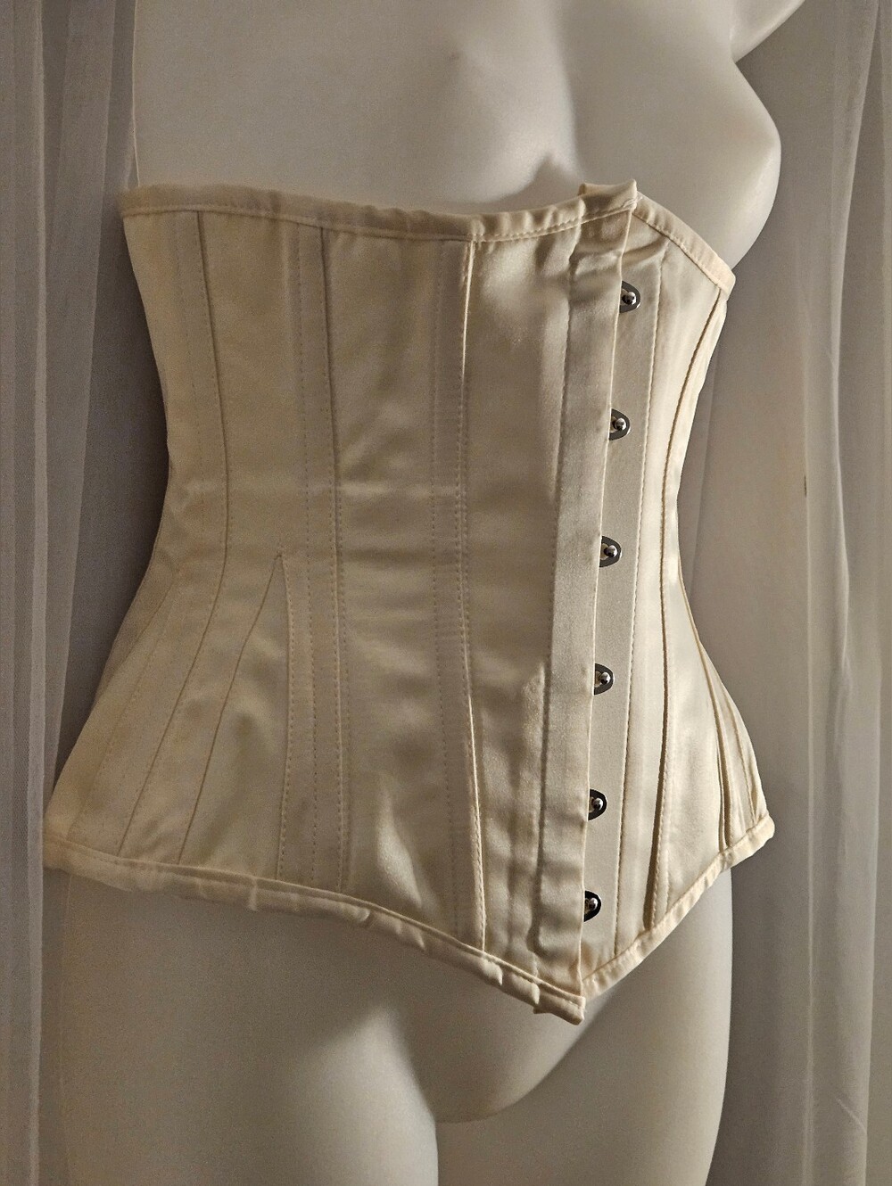 Corset Story Cream Satin Underbust Corset - Picture 2 of 9